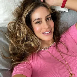 Manuela González - Biography