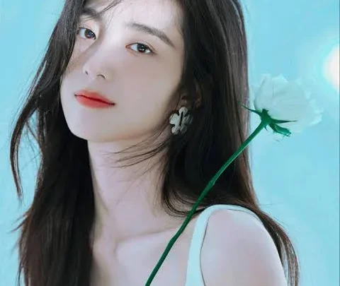 Wan Peng Biography: Net Worth, Age, Parents, Boyfriend, Height, Movies, Awards