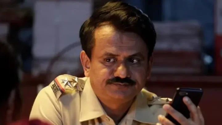 Girish Kulkarni Biography: Ethnicity, Height, Net Worth, Age, Movies, Religion, Wife