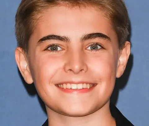 Simon Faliu Biography: Age, Songs, Height, Net Worth, Parents, Ethnicity, Movies, Girlfriend