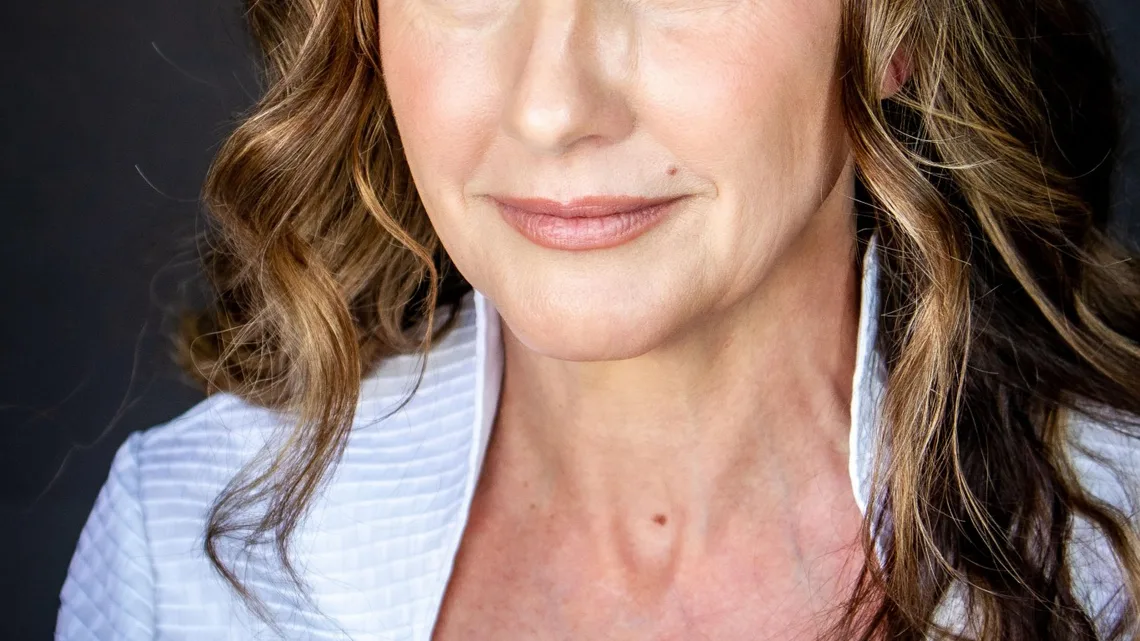 Leslie Horan Biography: Age, Net Worth, Movies & TV Shows, Career, Husband, Height