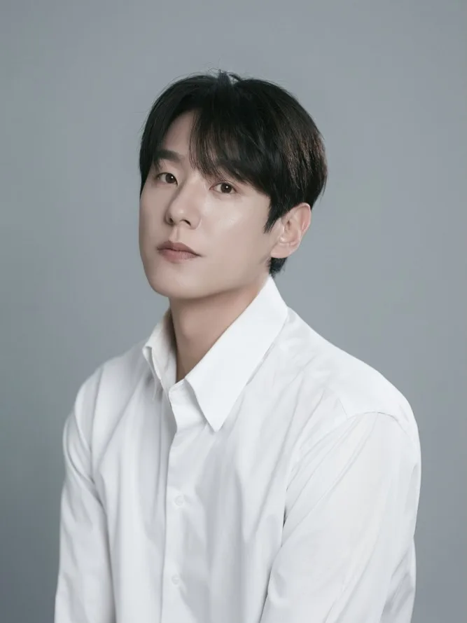 Kwak Si-yang - Biography