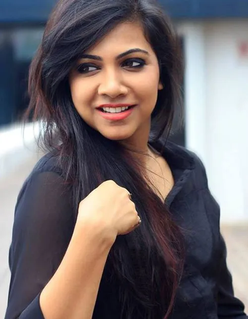 Madonna Sebastian Biography: Age, Height, Net Worth, Parents, Songs, Movies, Husband