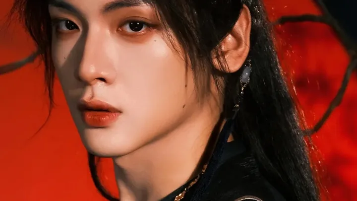 Zhai Xiaowen Bio: Net Worth, Age, Songs, Albums, Parents, Height, Movies & TV Shows, Girlfriend