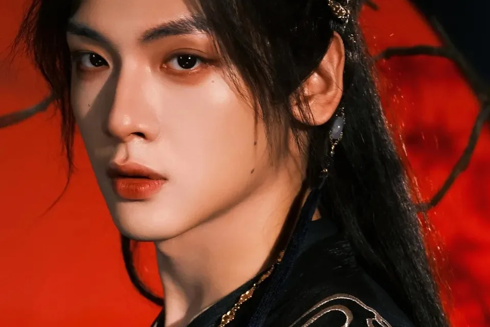 Zhai Xiaowen Bio: Net Worth, Age, Songs, Albums, Parents, Height, Movies & TV Shows, Girlfriend