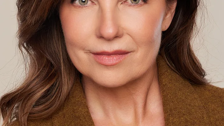 Shari Rigby Biography: Age, Husband, Net Worth, Kids, Movies, Books, TV Shows, Career