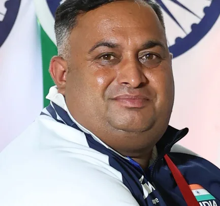 Rakesh Kumar Biography: Age, Height, Net Worth, Parents, Medals & Career, Wife
