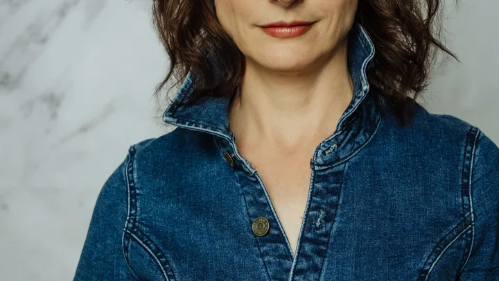 Enid-Raye Adams Biography: Age, Husband, Net Worth, Height, Parents, Movies & TV Shows