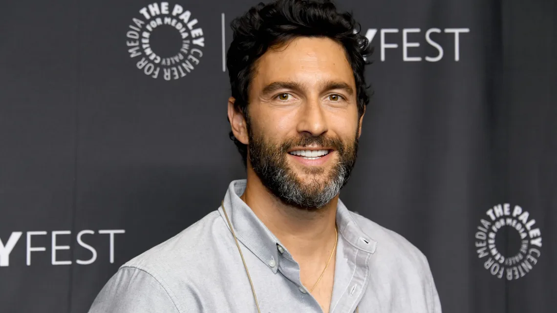 Noah Mills Biography: Net Worth, Age, Height, Fiancèe, Parents, Movies, Awards, Twitter, Personal Life