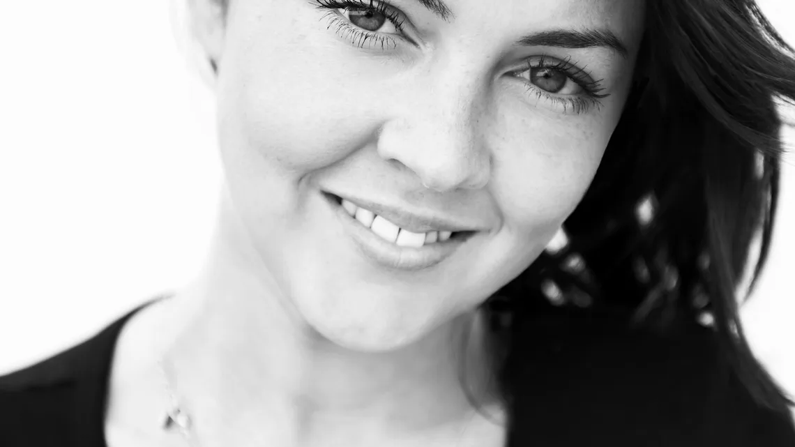 Lacey Turner Biography: Husband, Age, Kids, Height, Net Worth, Parents, Movies & TV Shows, Partner