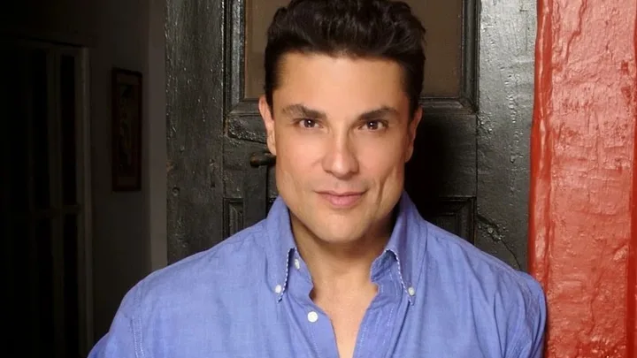 Osvaldo Ríos Biography: Age, Height, Net Worth, Parents, Kids, Telenovelas, Awards, Partner
