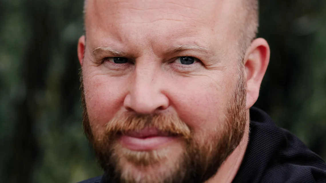 Jamie Deeks Biography: Age, Height, Net Worth, Parents, TV Shows, Career, Comedy, Spouse