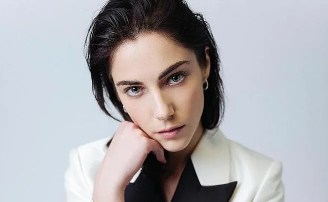 Maria Vera Ratti Biography: Age, Net Worth, Height, Movies & TV Shows, Partner, Instagram