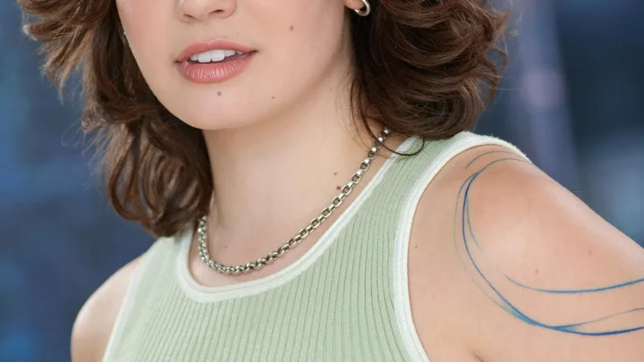 Keara Graves Biography: Age, Height, Net Worth, Parents, Wife, Kids, Ex-Boyfriend, TV Shows, YouTube