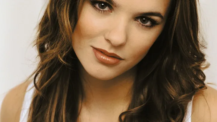 Jodi Albert Biography: Husband, Age, Height, Net Worth, Kids, Movies & TV Shows
