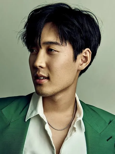 André Dae Kim - Biography