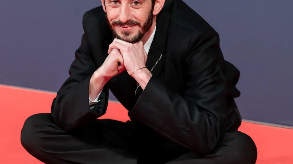 Enric Auquer Biography: Age, Height, Net Worth, Kids, Ex, Movies & TV Shows, Awards
