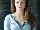 Ariane Rinehart Biography: Age, Husband, Parents, Net Worth, Height, Movies & TV Shows, Songs