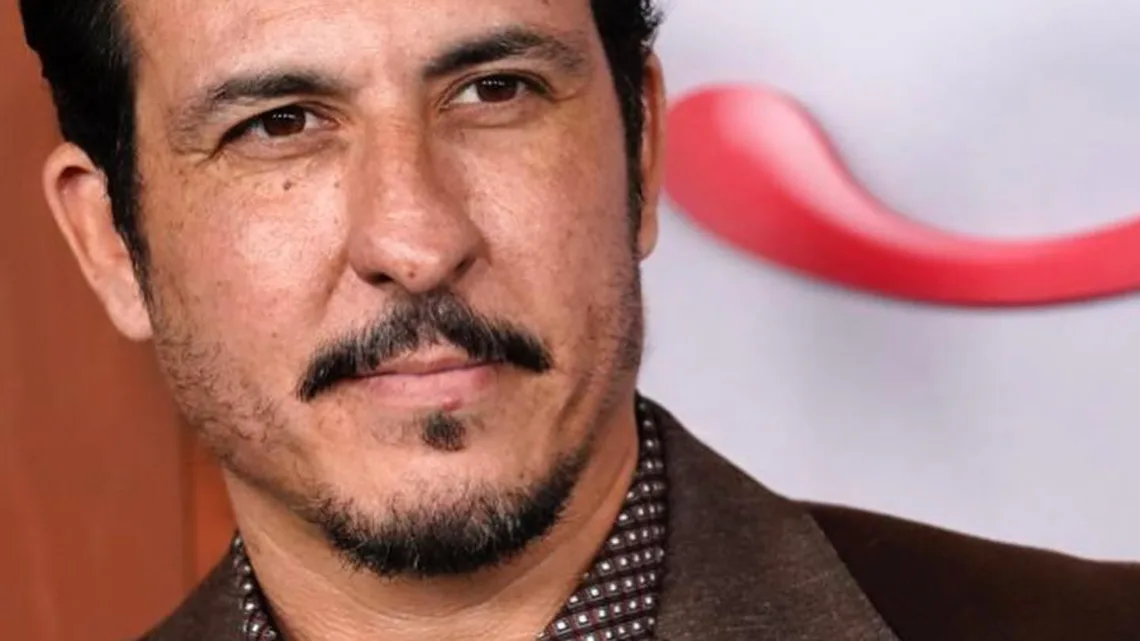 Nick Gomez Biography: Age, Wife, Height, Net Worth, Parents, Movies & TV Shows, Girlfriend, Siblings