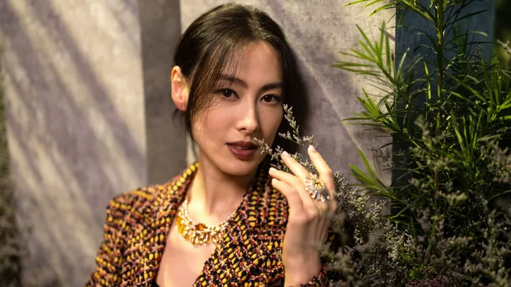 Isabella Leong Biography: Partner, Age, Height, Net Worth, Parents, Kids, Movies & TV Shows, Songs