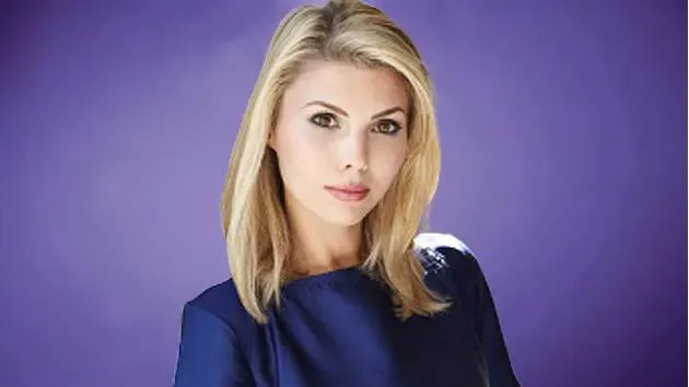 Abby Earl - Biography