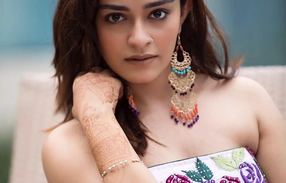 Apoorva Arora Biography: Age, Net Worth, Parents, Movies & TV Shows, Awards, Partner