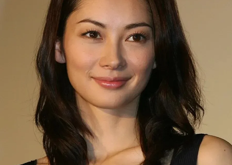 Misaki Itō Biography: Ethnicity, Height, Net Worth, Age, Parents, Real Name, Husband, Movies