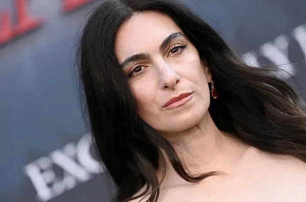Jennifer K. Robinson Biography: Partner, Age, Height, Net Worth, Parents, Awards, TV Shows, Instagram, Personal Life