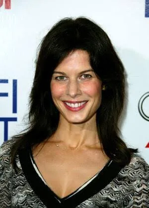 Susan Floyd Biography: Age, Ethnicity, Net Worth, Parents, Movies, Husband