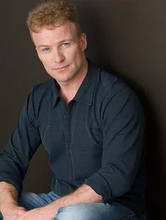 Matt Hill Biography: Height, Net Worth, Age, Parents, Ex-Wife, Ethnicity, Movies, Parents, Awards