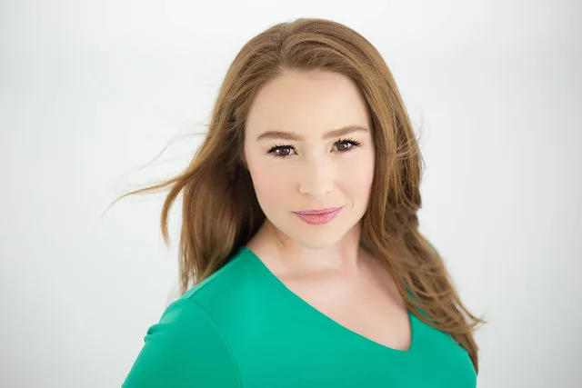Andrea Avery Ray Biography: Movies, TV Shows, Height, Net Worth, Husband, Age, Kids, Parents, Books, Nationality