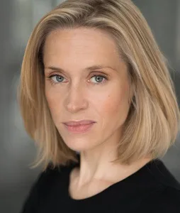 Beth Cordingly - Biography