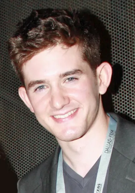 Noah Hutton Biography: Wife, Net Worth, Books, Parents, Siblings, Age, Height, Wiki, Ethnicity