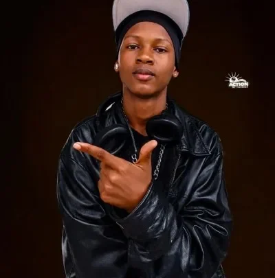 Flow.man224 Biography: Age, Songs, Net Worth, Parents, Ethnicity, Height, Girlfriend