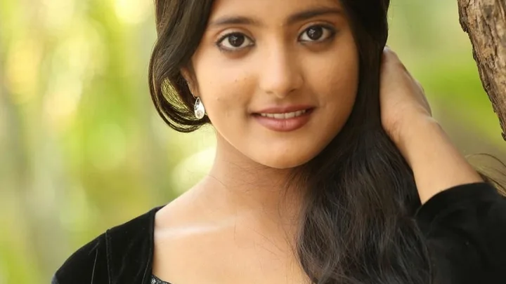 Ulka Gupta Biography: Age, Height, Net Worth, Parents, Siblings, Movies & TV Shows, Awards