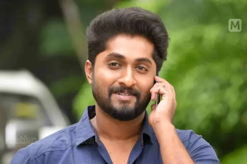 Dhyan Sreenivasan - Biography