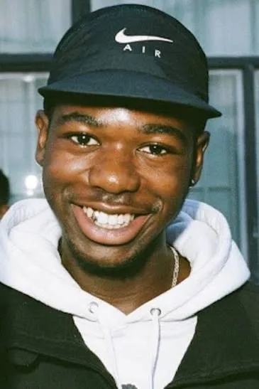 Eric Manaka Biography: Net Worth, Height, Age, Ethnicity, Parents, Movies, Girlfriend