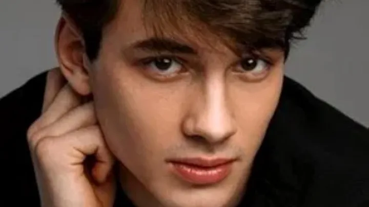 Pier-Gabriel Lajoie Biography: Age, Parents, Siblings, Height, Net Worth, Movies & TV Shows