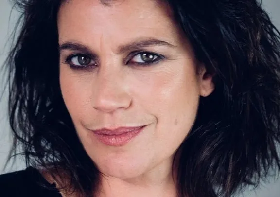 Josephine Davison Biography: Age, Net Worth, Height, Parents, Child, Movies & TV Shows, Husband