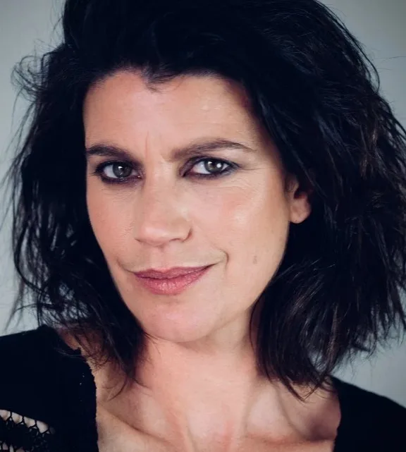 Josephine Davison Biography: Age, Net Worth, Height, Parents, Child, Movies & TV Shows, Husband