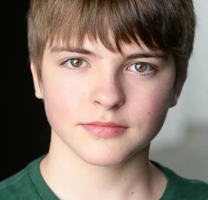 Bryce Robinson Biography: Net Worth, Parents, Height, Girlfriend, Age, Movies, Ethnicity