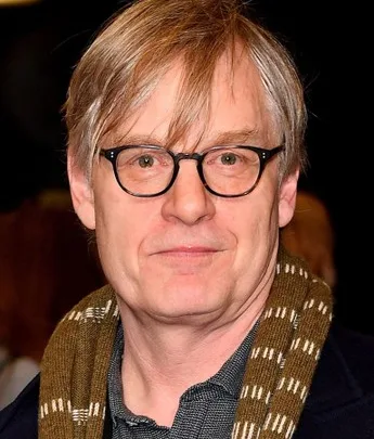 Julian Jarrold Biography: Wife, Age, Height, Net Worth, Parents, Movies & TV Shows
