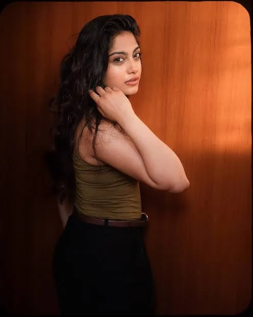 Sona Oliackal Biography: Net Worth, Age, Movies, Ethnicity, Parents, Height, Awards, Boyfriend