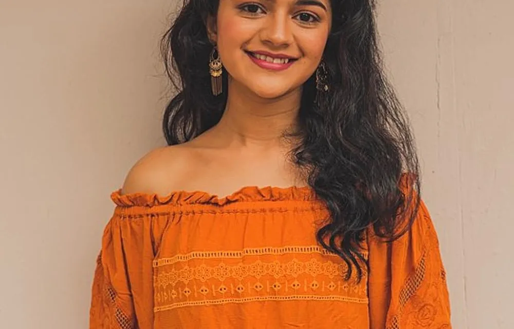 Krutika Deo Biography: Husband, Age, Height, Net Worth, Parents, Movies & TV Shows