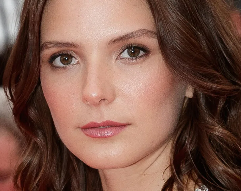 Joséphine Japy Biography: Boyfriend, Age, Parents, Net Worth, Movies & TV Shows, Siblings, Awards