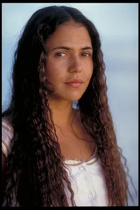 Miriama Smith - Biography
