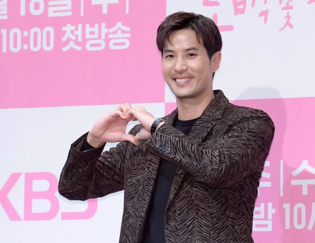Kim Ji-seok - Biography