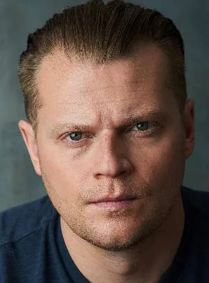 Brett Gipson Biography: Height, Net Worth, Parents, Age, Movies, TV Shows, Gaming, Wife, Awards, Wikipedia