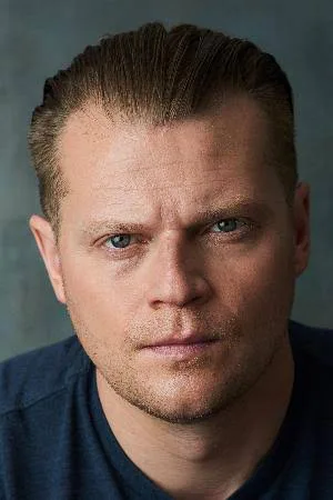 Brett Gipson Biography: Height, Net Worth, Parents, Age, Movies, TV Shows, Gaming, Wife, Awards, Wikipedia