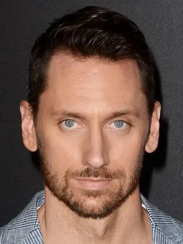 Derek Wilson Biography: Instagram, Net Worth, Girlfriend, Age, Height, Movies, Parents, TV Shows, Ethnicity